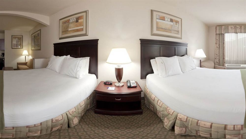 Holiday Inn Express Hotel And Suites Corsicana I-45 By Ihg Екстер'єр фото